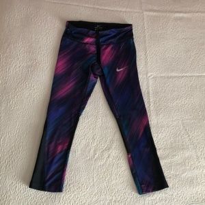 cropped nike leggings